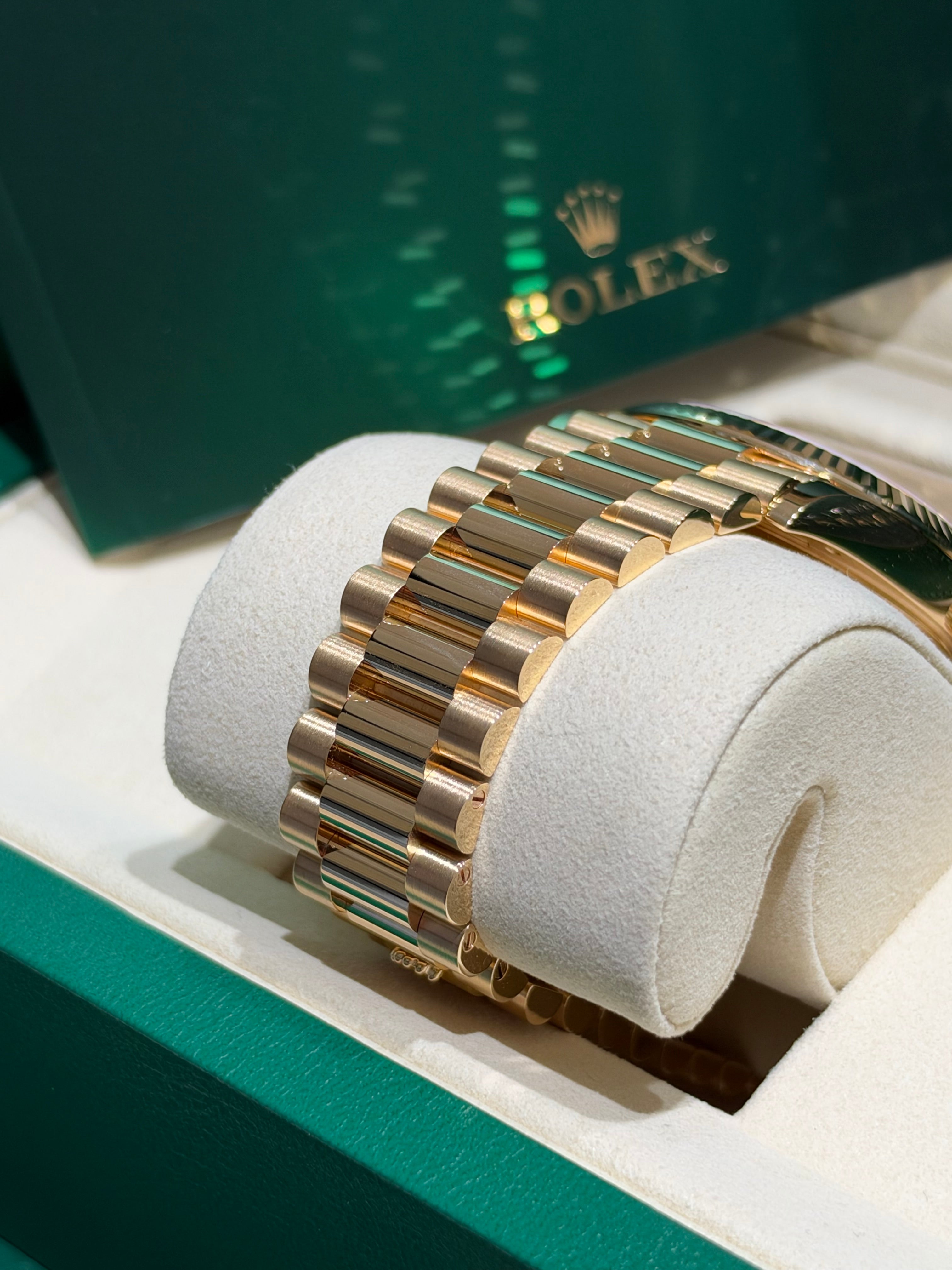 Rolex Day-Date 40mm Yellow Gold 228238 “Green Ombré” (2026)