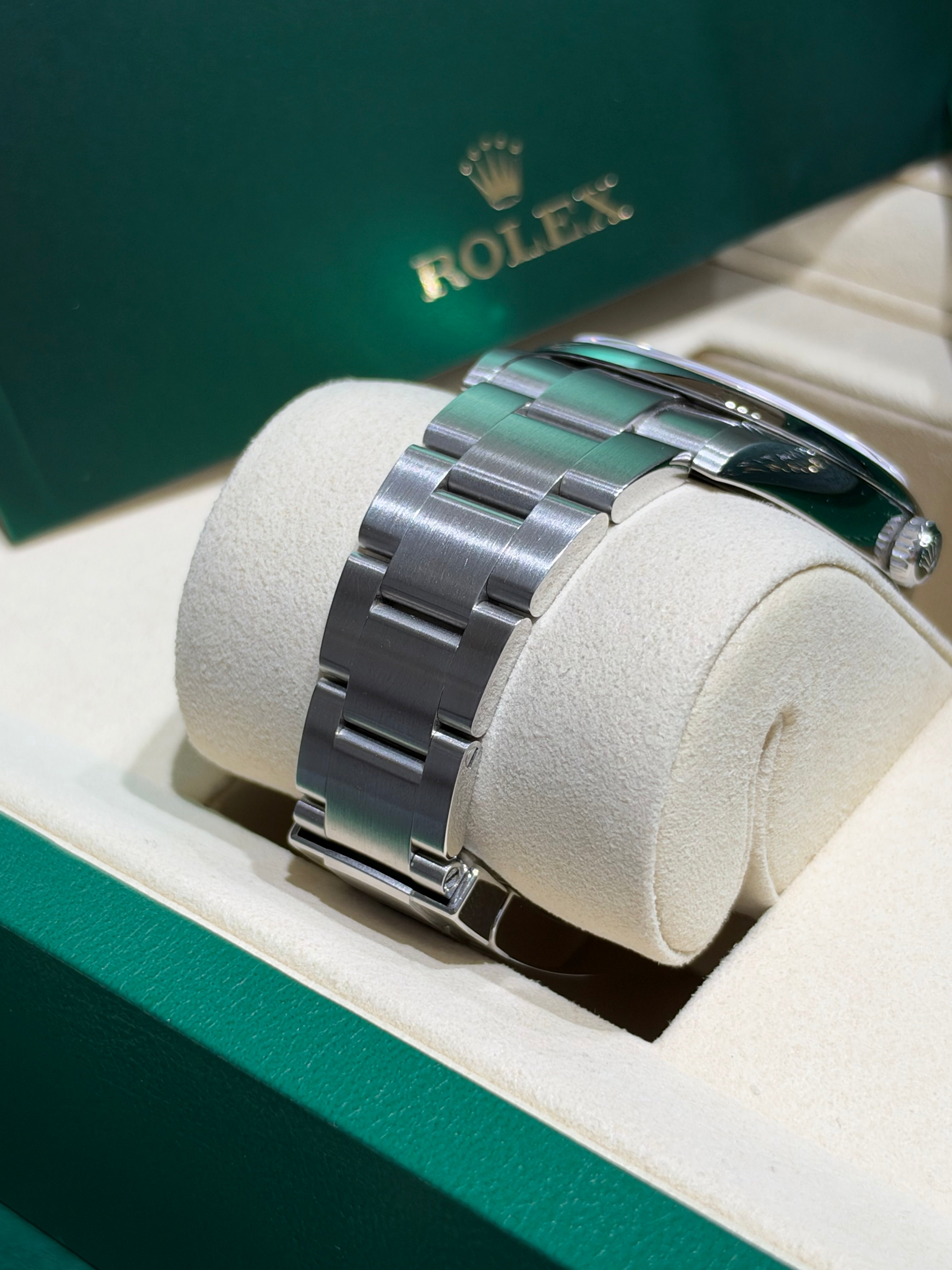 Rolex Oyster Perpetual 41mm Stainless Steel 124300 “Yellow Lacquer” (2021)
