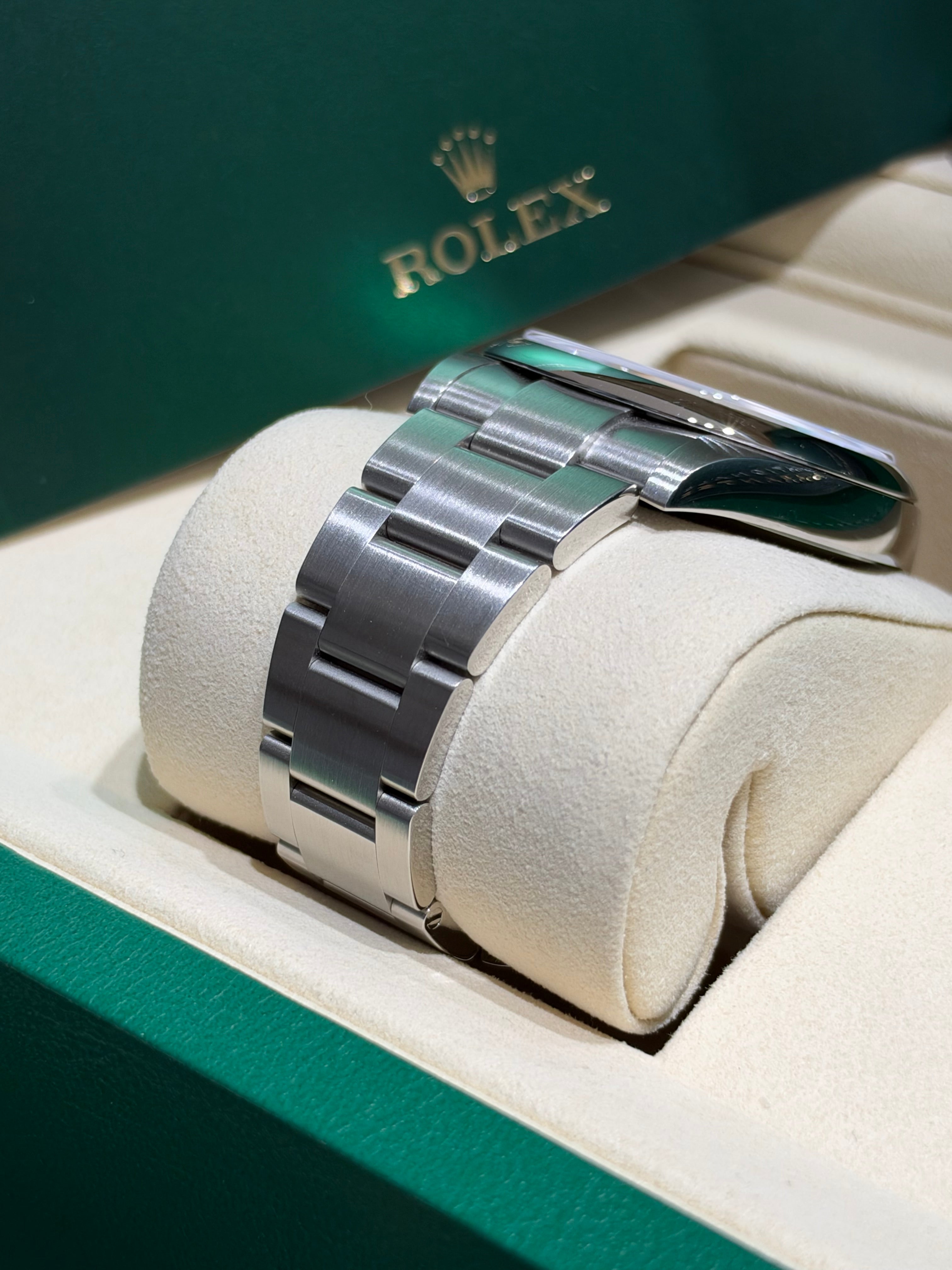 Rolex Oyster Perpetual 41mm Stainless Steel 124300 “Yellow Lacquer” (2021)