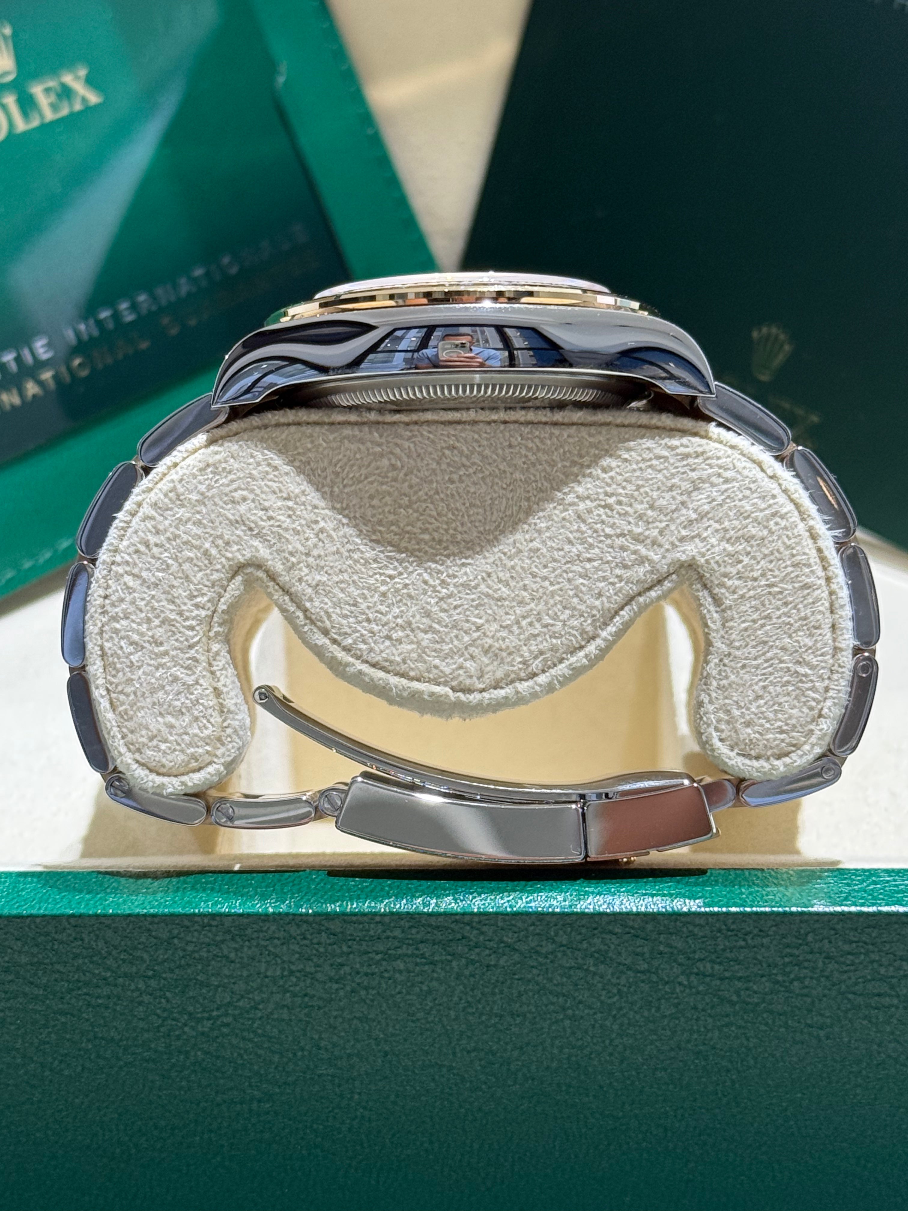 Rolex Daytona Cosmograph 126503 "Champagne" (2024)
