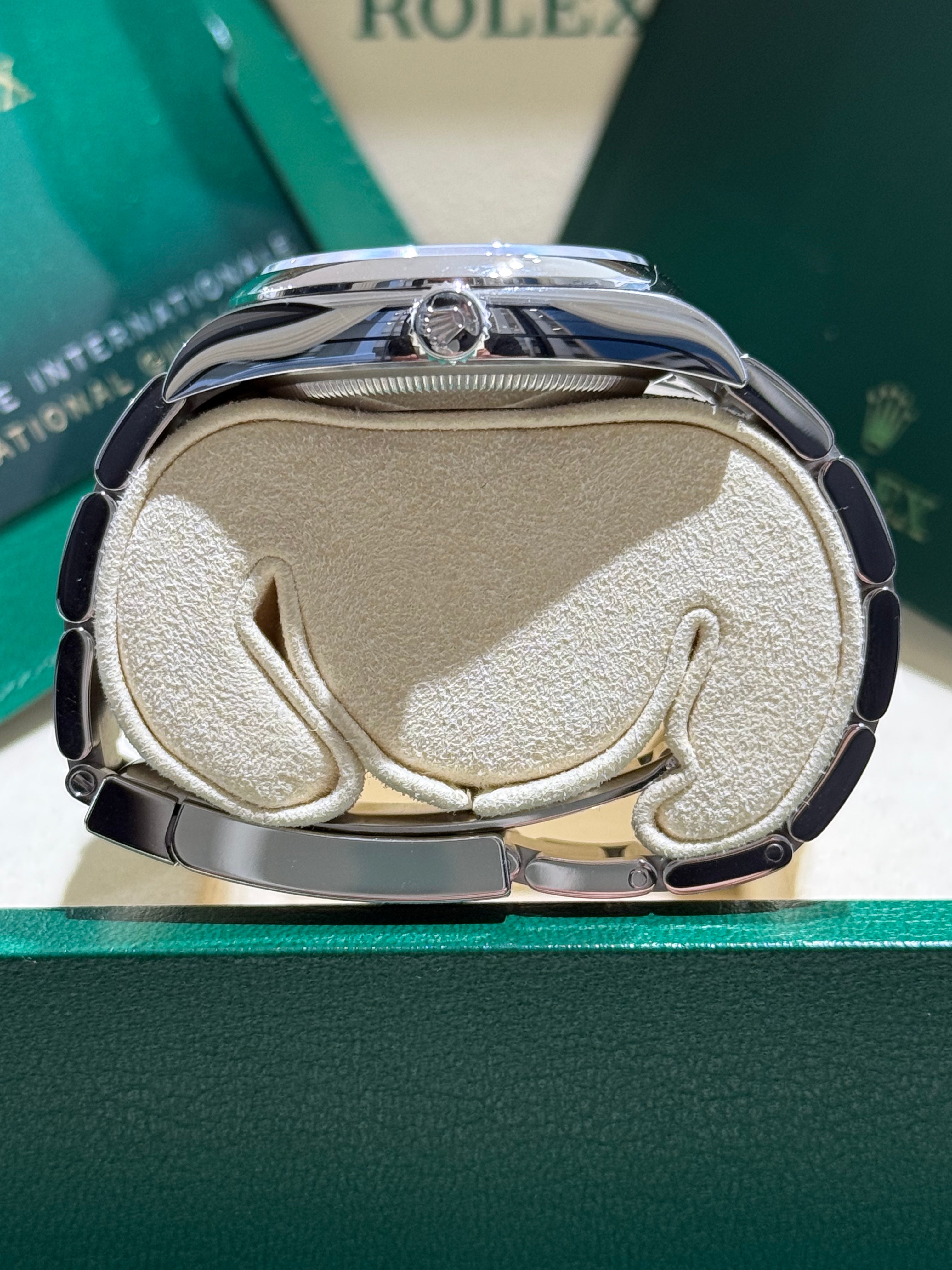Rolex Oyster Perpetual 36 "Tiffany" 126000 (2026)