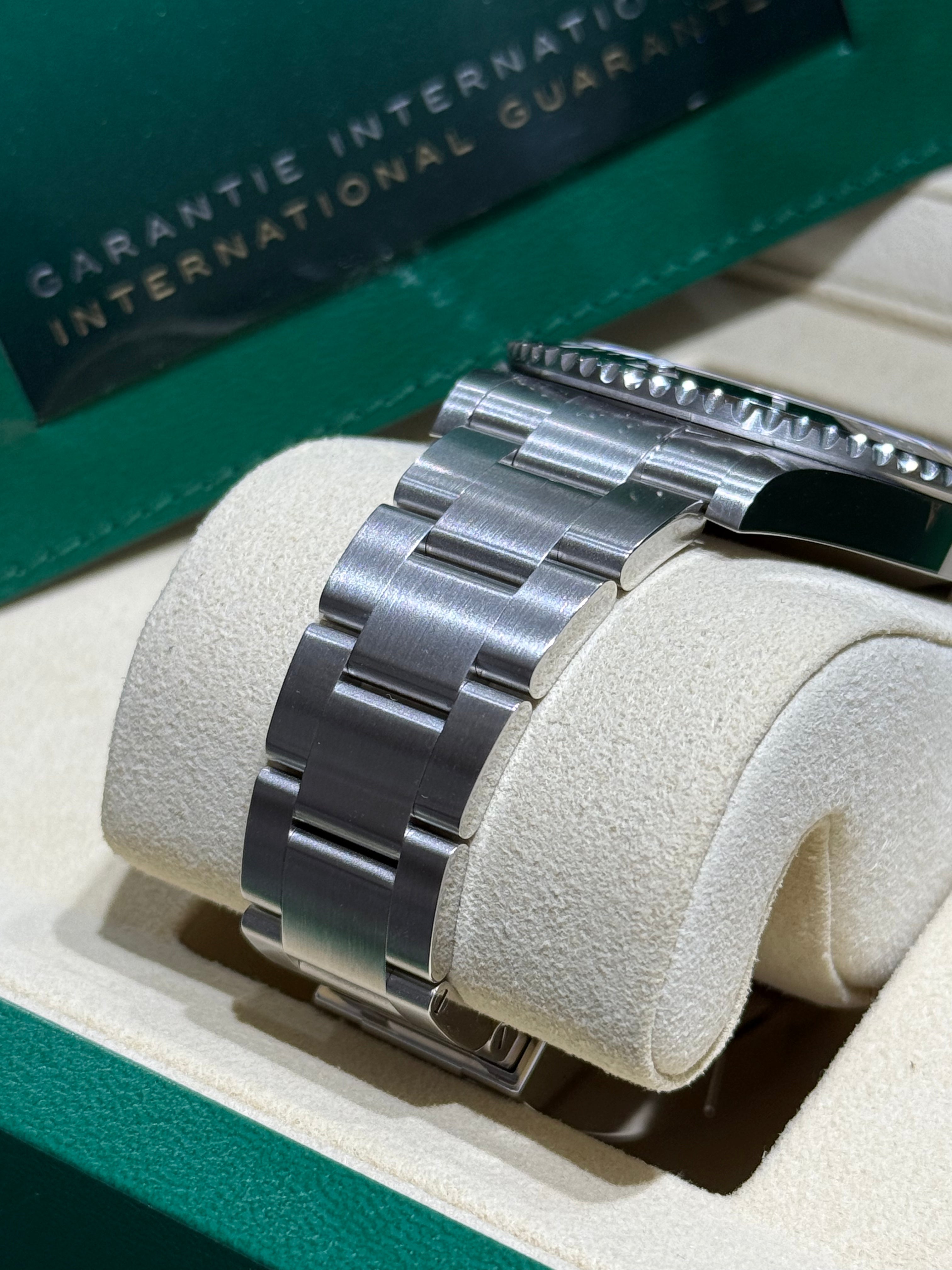 Rolex Submariner No Date 124060 (2026)