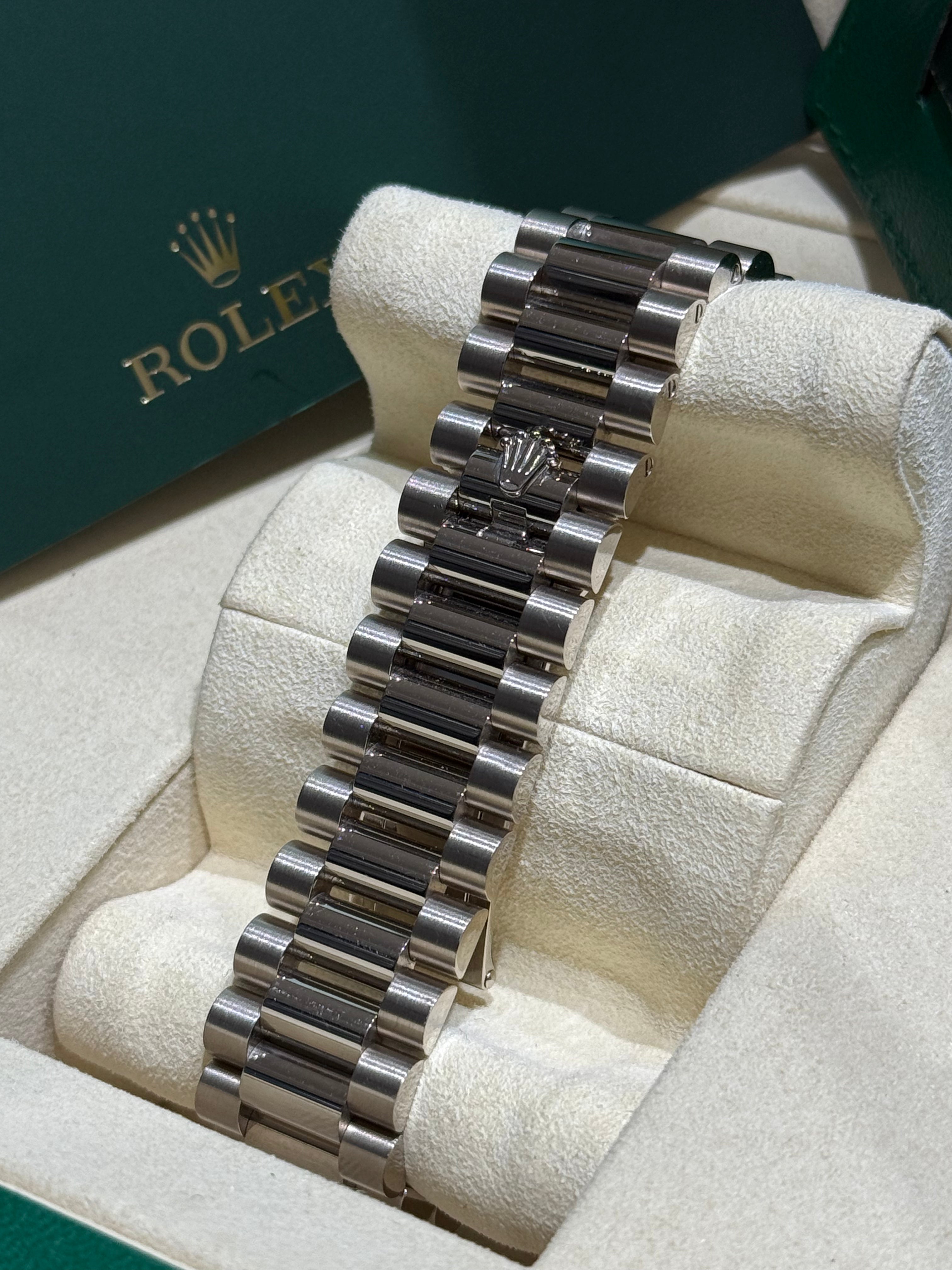 Rolex Day-Date 40 White Gold 228349RBR "Pavé Diamond" (2022)
