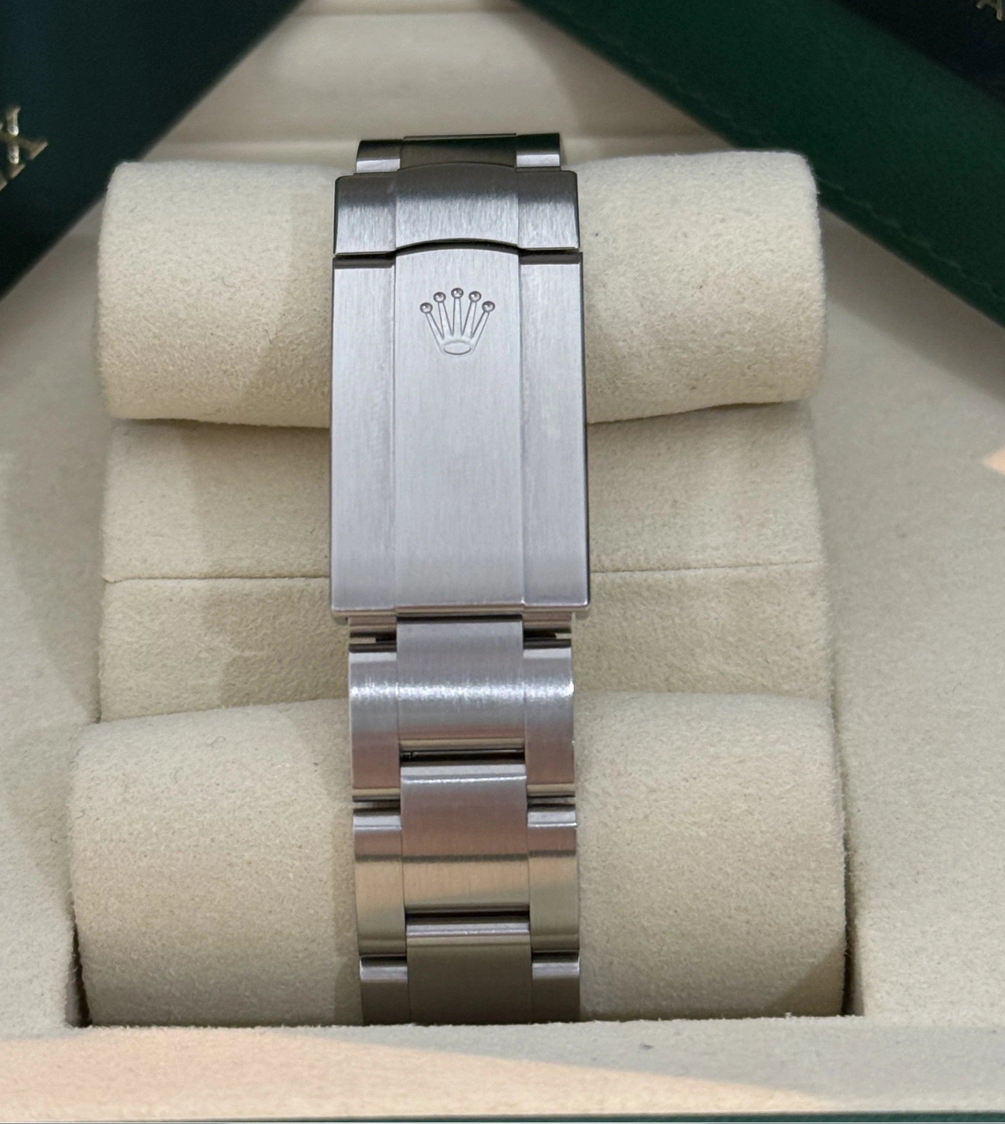 Rolex Oyster Perpetual 34 Lavender (2025)