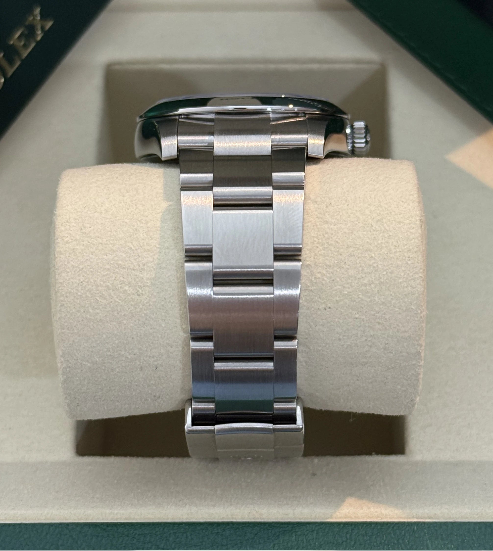 Rolex Oyster Perpetual 34 Lavender (2025)